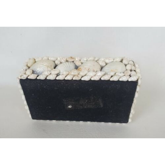 Vintage Seashell Jewelry Trinket Box Beach House Black Velvet Lining - Picture 6 of 8